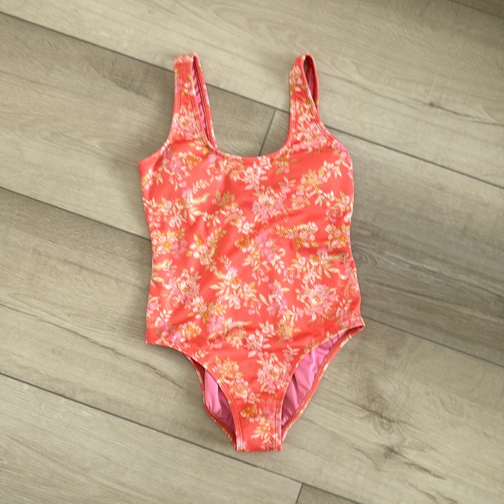 O’Neill Girls Swimsuit- Tag On, Never Worn